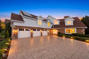 154 Saddle Brook Dr, Oak Brook, IL 60523 - Photo 3