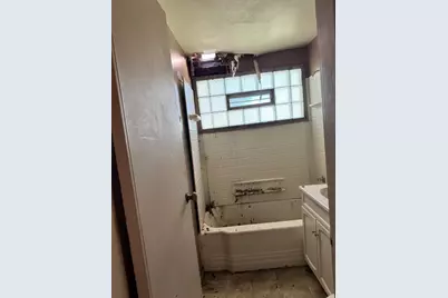 412 Winnebago Street, Park Forest, IL 60466 - Photo 7