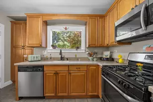 165 Forest Ave, Glen Ellyn, IL 60137 - Photo 9