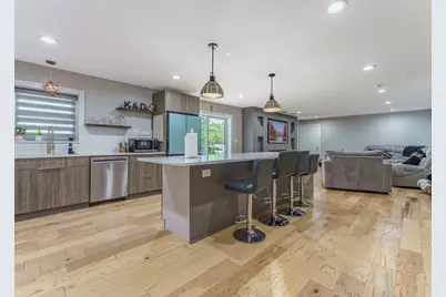 8454 S 85th Court, Hickory Hills, IL 60457 - Photo 7