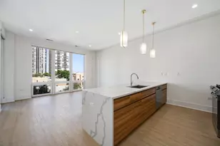 159 W North Ave, Chicago, IL 60610 - Photo 3