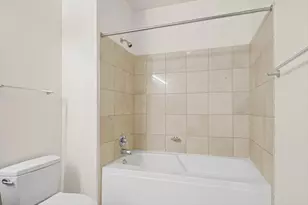 450 E Waterside Dr, Chicago, IL 60601 - Photo 13