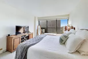 2930 N Sheridan Rd, Chicago, IL 60657 - Photo 15