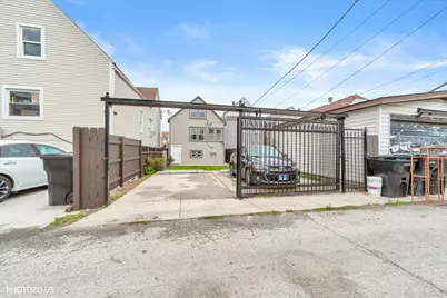 2238 N Lorel Avenue, Chicago, IL 60639 - Photo 41