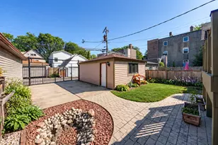 4313 N Ridgeway Ave, Chicago, IL 60618 - Photo 47