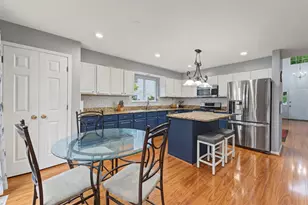 2131 Skylane Dr, Naperville, IL 60564 - Photo 11