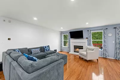 2131 Skylane Drive, Naperville, IL 60564 - Photo 13