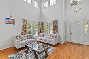 2131 Skylane Dr, Naperville, IL 60564 - Photo 5