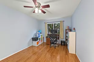 2131 Skylane Dr, Naperville, IL 60564 - Photo 15