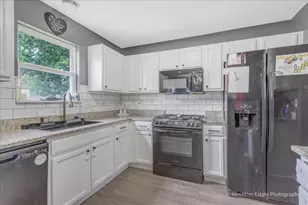 2031 Ridgemoor Dr, Plainfield, IL 60586 - Photo 5
