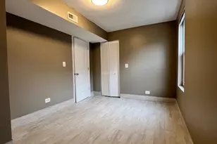 2835 N Ridgeway Ave, Chicago, IL 60618 - Photo 13