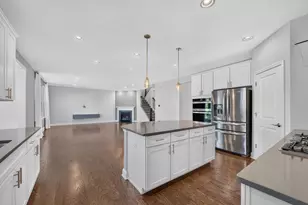 4319 Plantree Rd, Naperville, IL 60564 - Photo 15