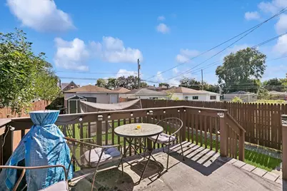 10609 S Indiana Avenue, Chicago, IL 60628 - Photo 11