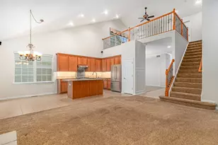 1179 Kingsley Ln, Aurora, IL 60505 - Photo 3