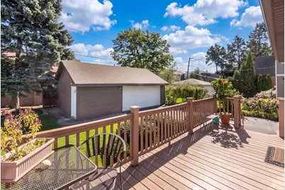 221 East Avenue, Park Ridge, IL 60068 - Photo 23