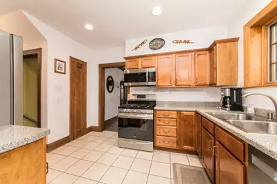 221 East Avenue, Park Ridge, IL 60068 - Photo 11