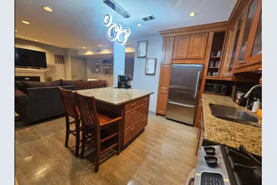 1050 W Dakin Street #G2, Chicago, IL 60613 - Photo 9