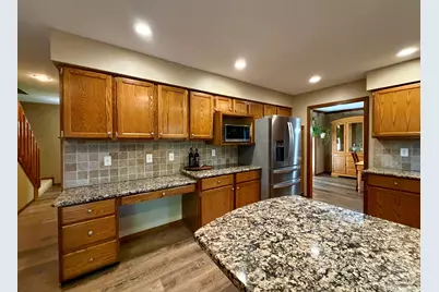 5 Hidden Lake Court, Bloomington, IL 61704 - Photo 5