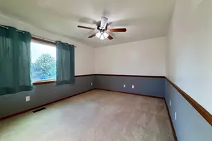 5 Hidden Lake Ct, Bloomington, IL 61704 - Photo 19