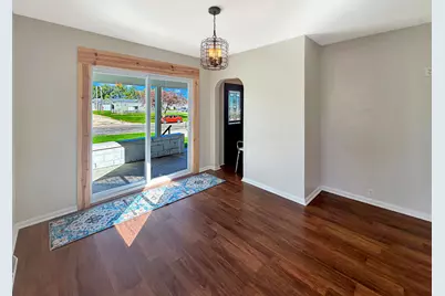 514 E Front Avenue, Stockton, IL 61085 - Photo 17