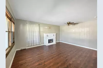 514 E Front Avenue, Stockton, IL 61085 - Photo 5