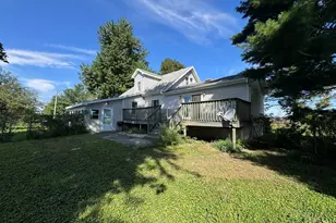 423 E 300N Rd, Gibson City, IL 60936 - Photo 3