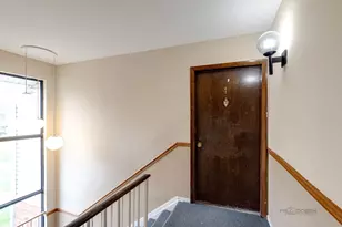 2200 Bayside Dr, Palatine, IL 60074 - Photo 5