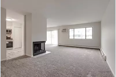 2200 Bayside Drive #4, Palatine, IL 60074 - Photo 7