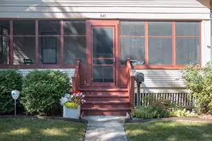 843 Pearl St, Aurora, IL 60505 - Photo 3