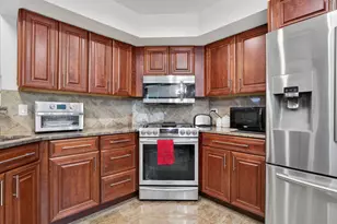 1635 Penny Ln, Bartlett, IL 60103 - Photo 9