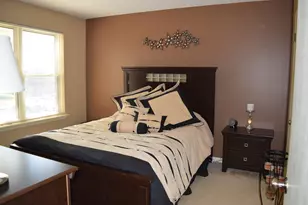 211 Glengarry Dr, Bloomingdale, IL 60108 - Photo 13