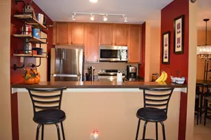 211 Glengarry Dr, Bloomingdale, IL 60108 - Photo 9