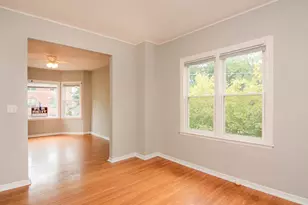 2101 W Montrose Ave, Chicago, IL 60618 - Photo 7