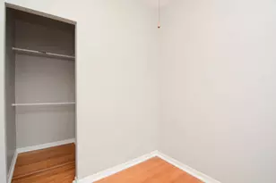 2101 W Montrose Ave, Chicago, IL 60618 - Photo 11