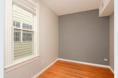 2101 W Montrose Avenue #2, Chicago, IL 60618 - Photo 13