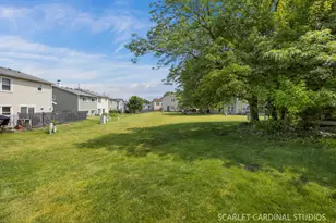 376 Thorncliff Dr, Glendale Heights, IL 60139 - Photo 21