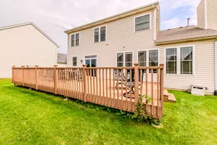 711 Silver Fox Dr, Joliet, IL 60431 - Photo 7