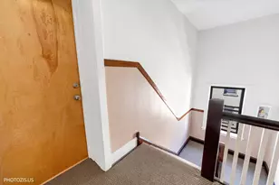 1530 W Fargo Ave, Chicago, IL 60626 - Photo 23