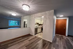 1503 N Milwaukee Ave, Libertyville, IL 60048 - Photo 3