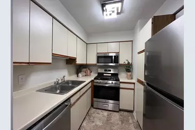 1503 N Milwaukee Avenue #4B, Libertyville, IL 60048 - Photo 7