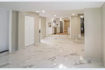 11024 Oxford Avenue, Chicago Ridge, IL 60415 - Photo 13