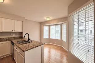 3174 Teal Bay Ct, Aurora, IL 60503 - Photo 7