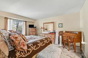 740 Saint Andrews Ln, Crystal Lake, IL 60014 - Photo 11