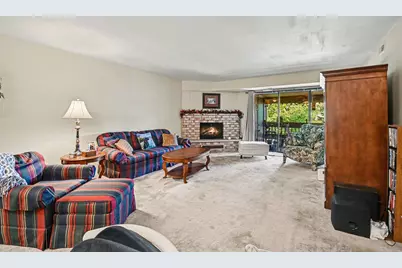 740 Saint Andrews Lane #13, Crystal Lake, IL 60014 - Photo 3