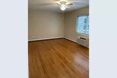 1 N Chestnut Avenue #2E, Arlington Heights, IL 60005 - Photo 11