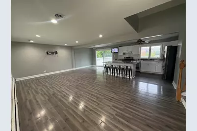 1621 Clay Court #House, Melrose Park, IL 60160 - Photo 7