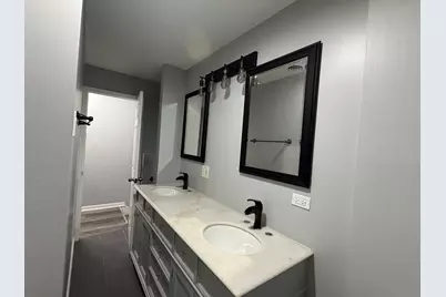 1621 Clay Court #House, Melrose Park, IL 60160 - Photo 27