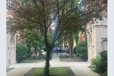2319 E 70th Place #10, Chicago, IL 60649 - Photo 3