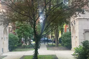 2319 E 70th Pl, Chicago, IL 60649 - Photo 3
