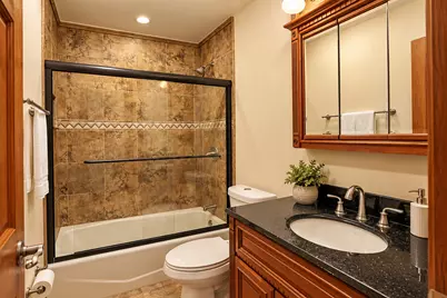 7218 W Wrightwood Avenue #107, Elmwood Park, IL 60707 - Photo 11